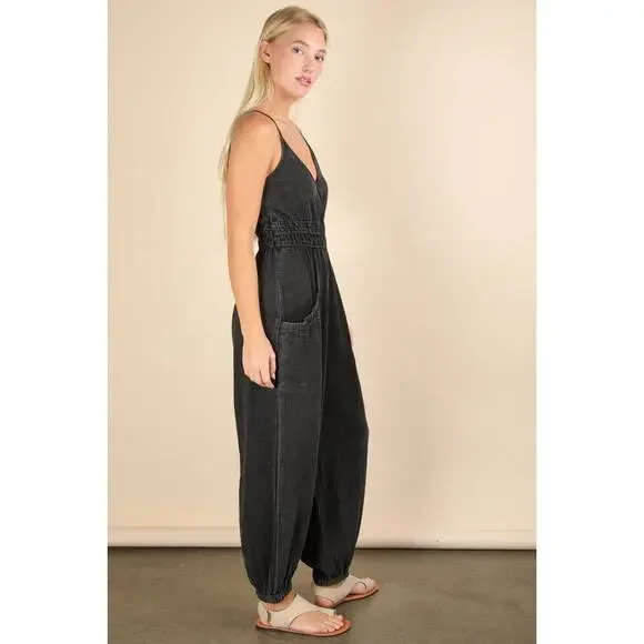 Very J Black v-neck Jumpsuit women’s size 1x - Picture 4 of 10